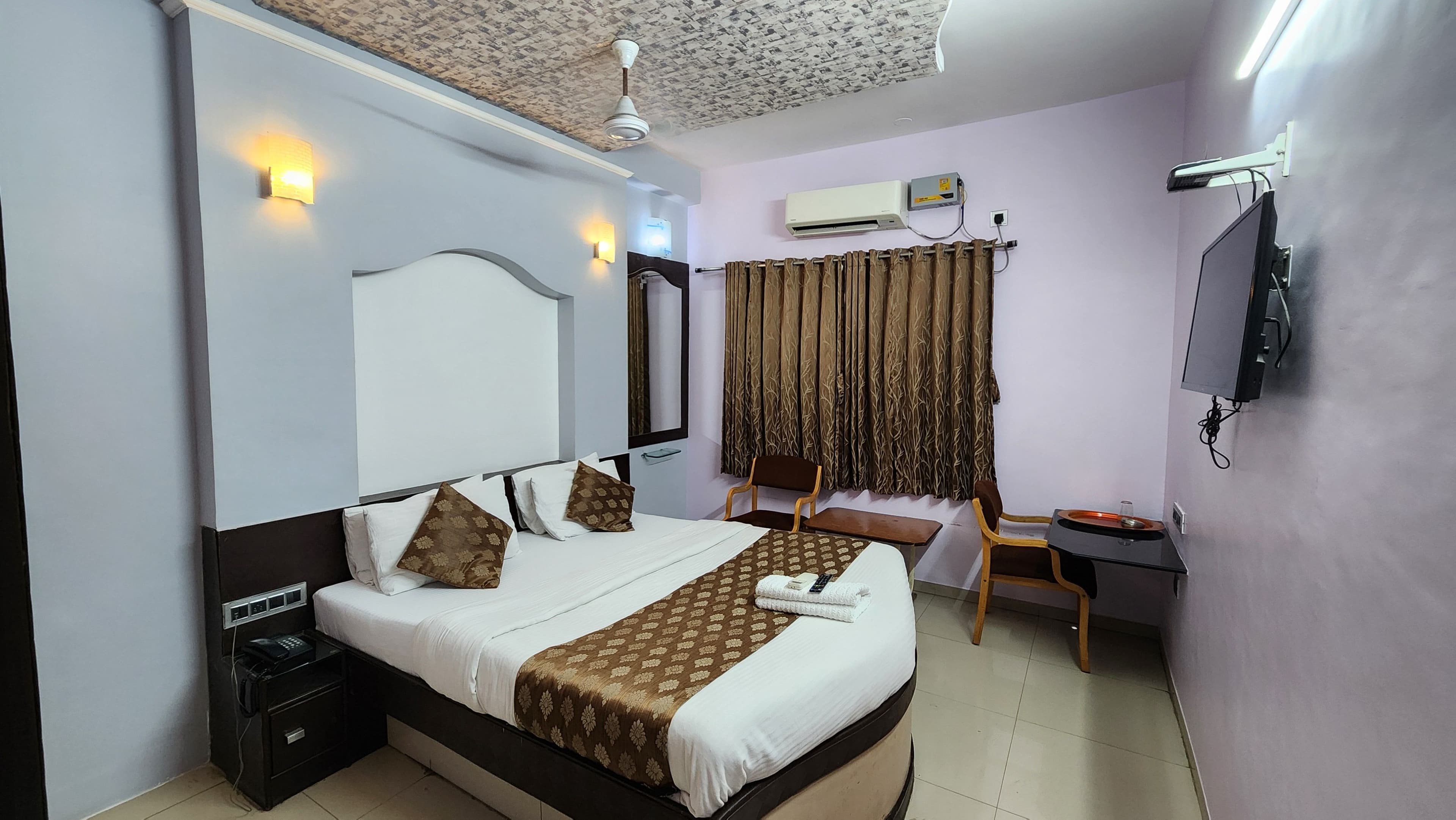 Gallery image 2 of Aishwarya Lodge