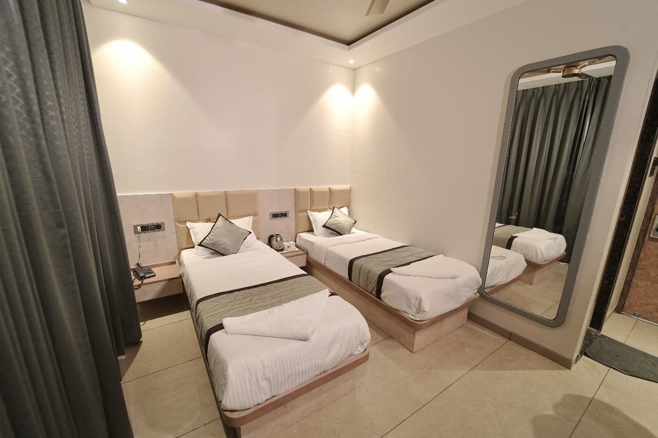 Gallery image 6 of Pandharipuram Palace