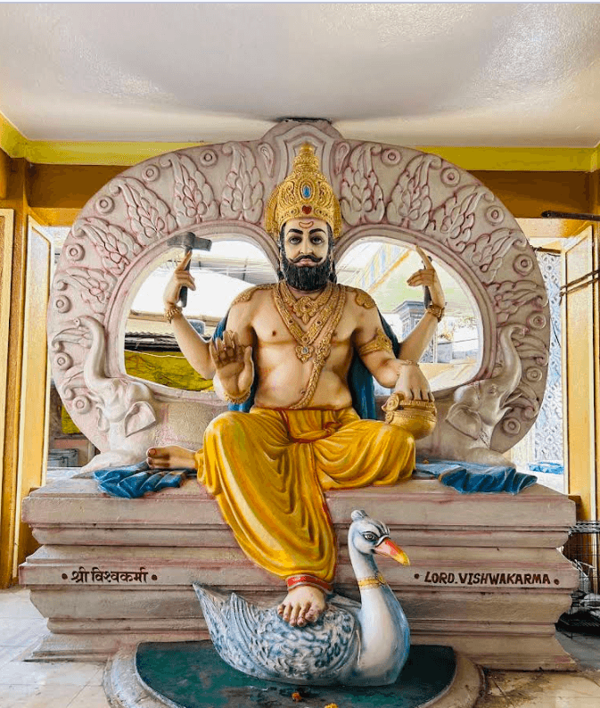 Gallery image 6 of Kaikadi Maharaj Math Pandharpur