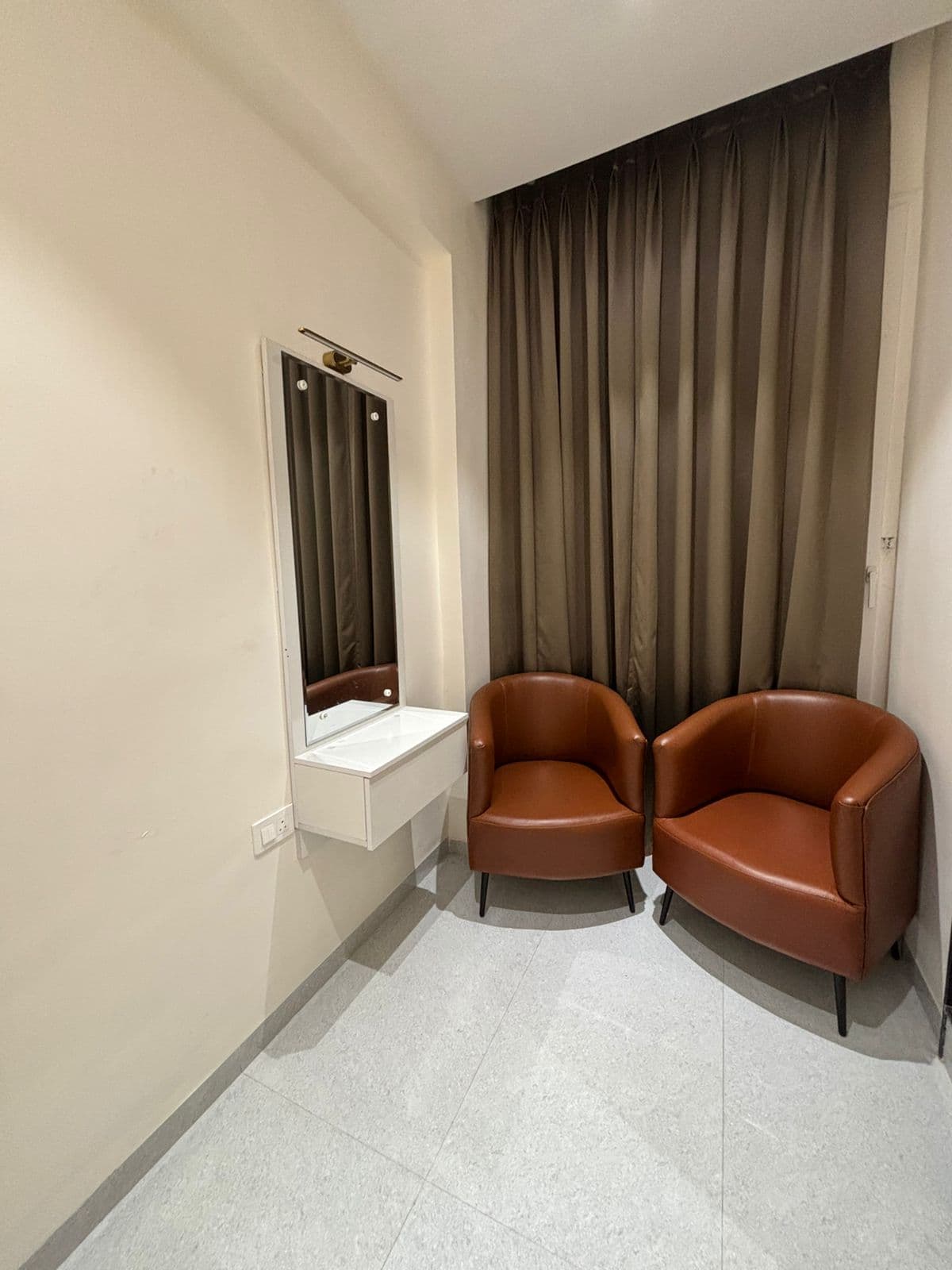 Gallery image 7 of Emerald Nest