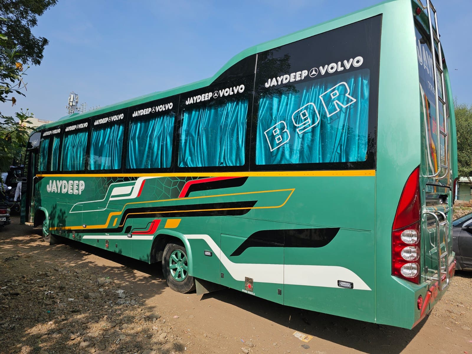 Gallery image 9 of Jaydeep travels