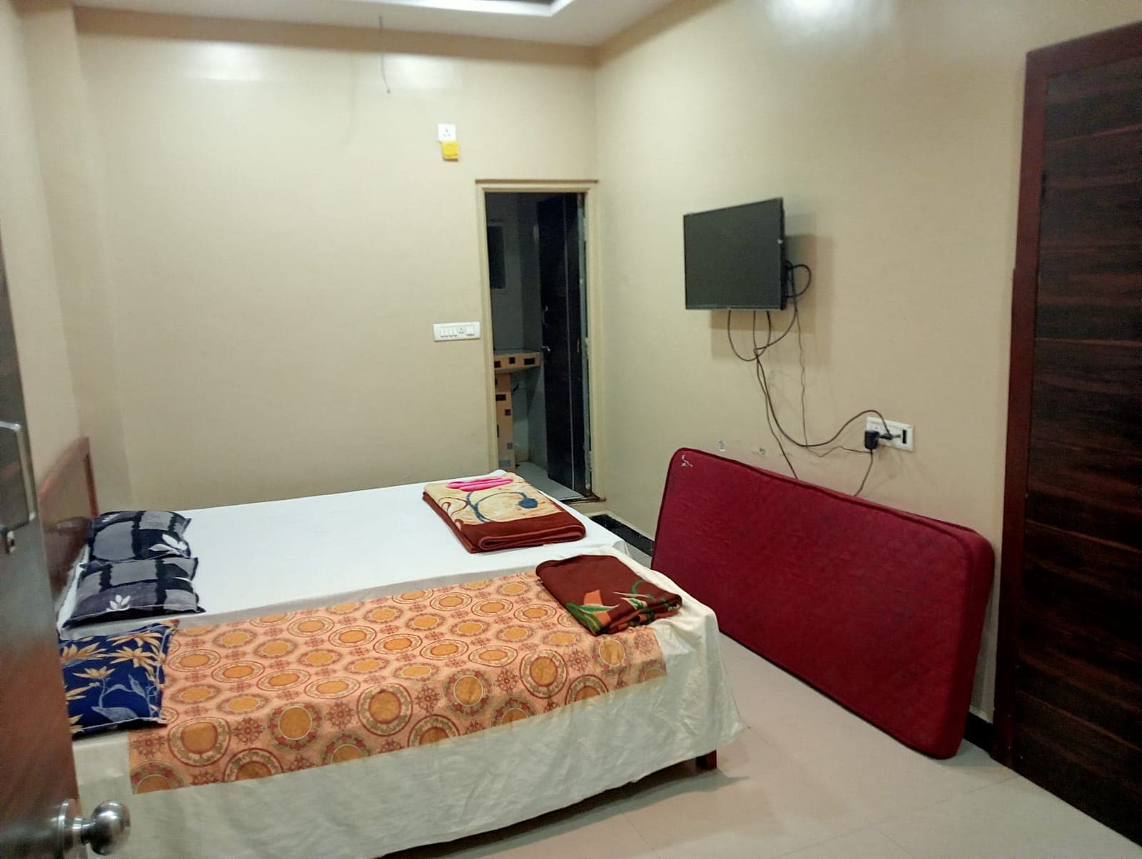 Gallery image 2 of Parabramha Bhakt Niwas