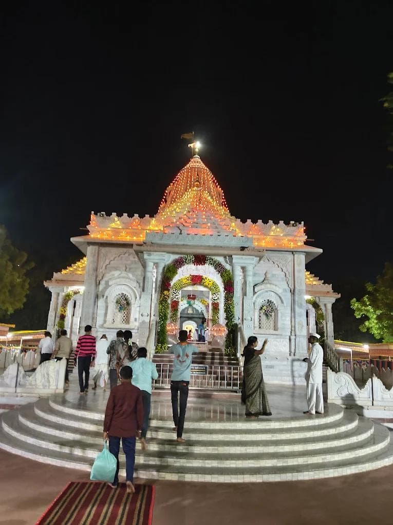 Gallery image 4 of Shri Gajanan Maharaj Mandir
