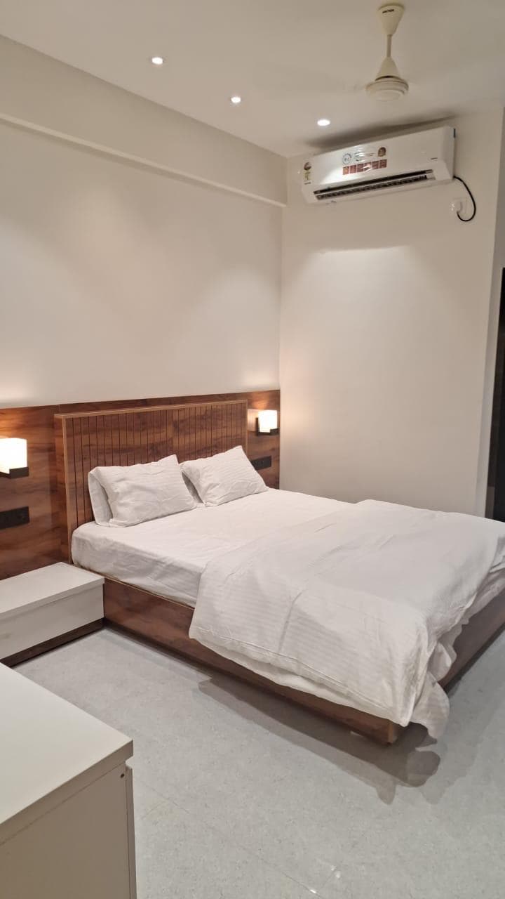 Gallery image 4 of Parabramha Bhakt Niwas