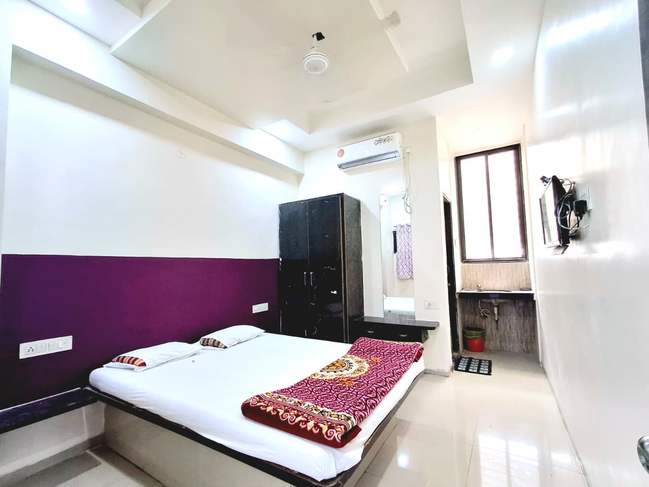 Gallery image 1 of VijayLaxmi Lodge