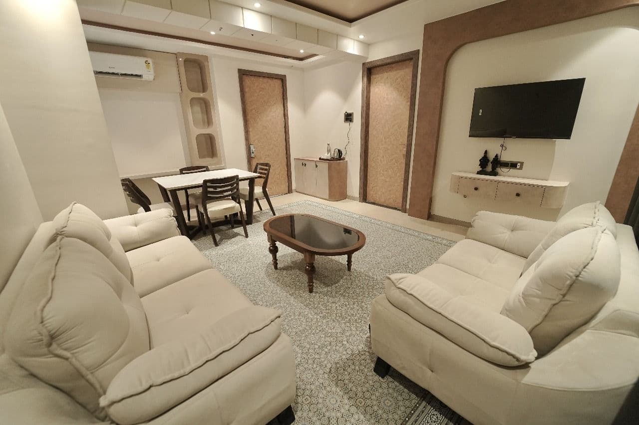 Gallery image 2 of Pandharipuram Palace